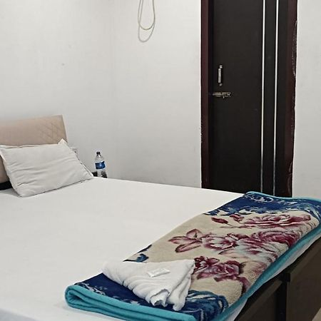 Hotel Lemon House Гувахати Экстерьер фото